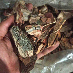 Кора сосны фр. 2-5 см, 55-60 л